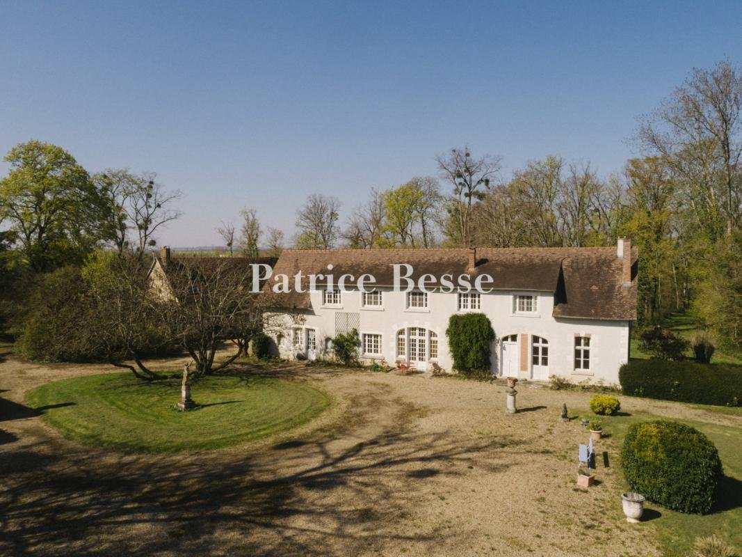 House in Cité Médiévale, La Charité-sur-Loire, France 1 - 18340904