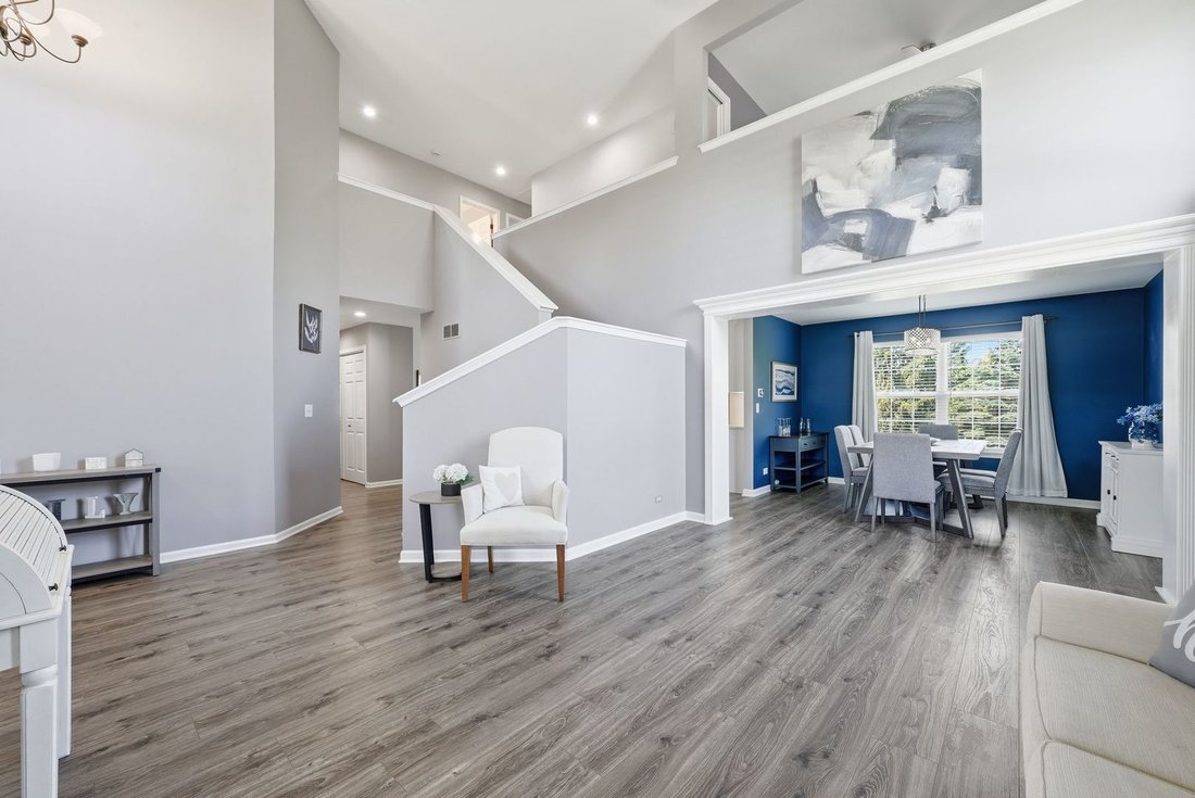 House in Aurora, Illinois, United States 5 - 18345511