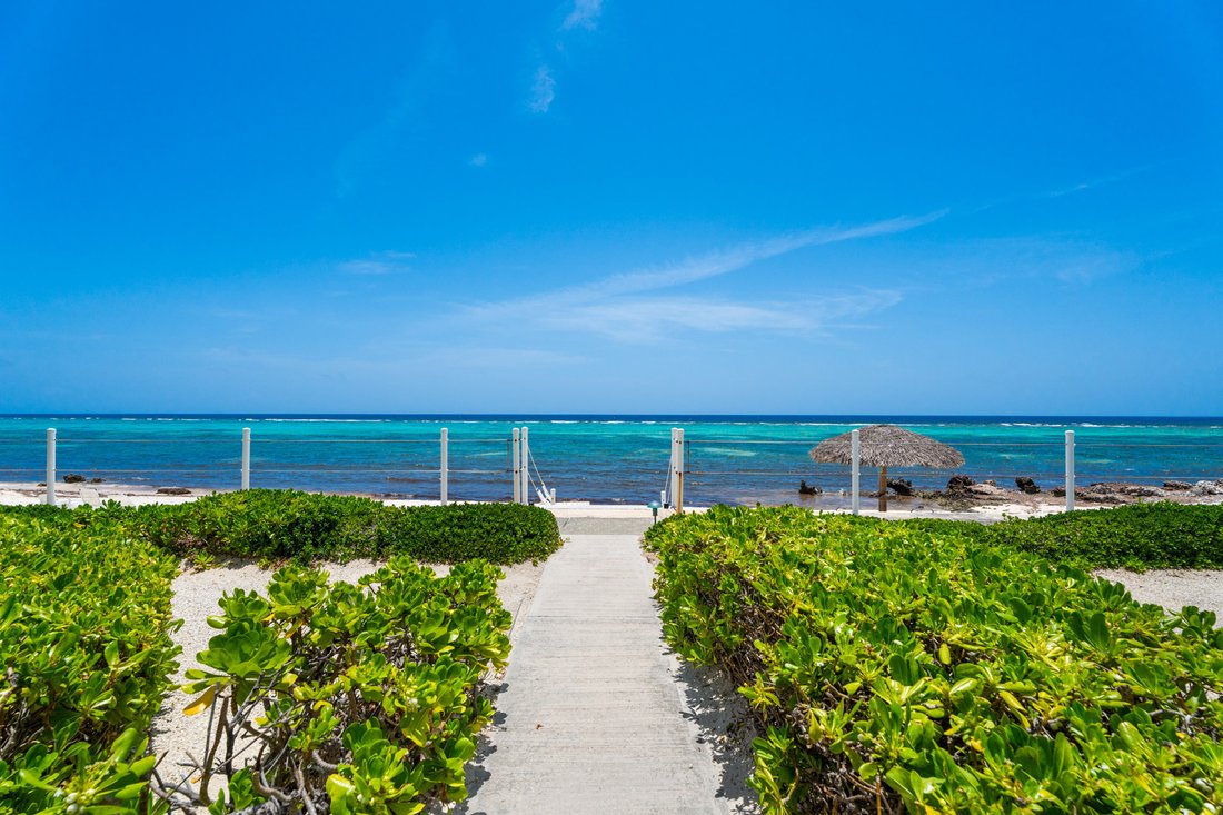 Condo in Rum Point, North Side, Cayman Islands 5 - 18334990