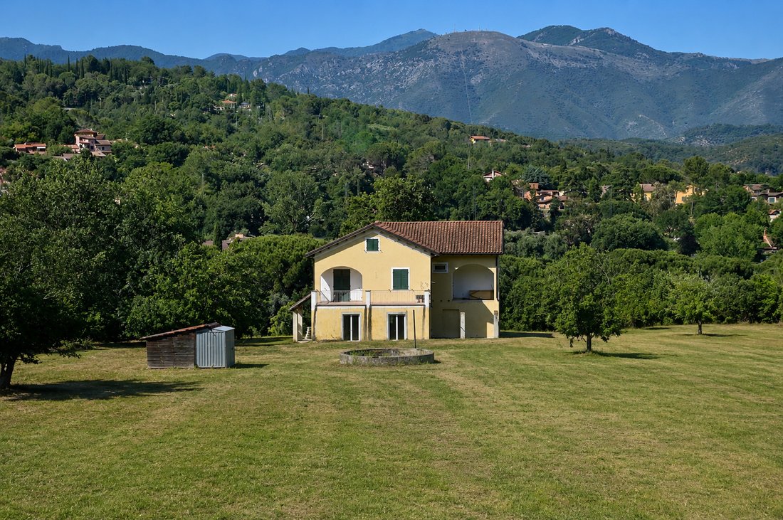 Villa in Garlenda, Liguria, Italy 5 - 18342407