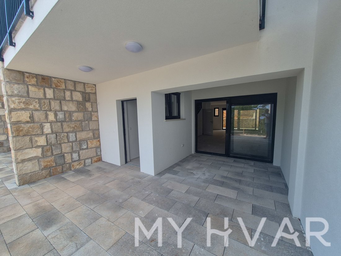 Penthouse in Jelsa, Split-Dalmatia County, Croatia 5 - 18339036