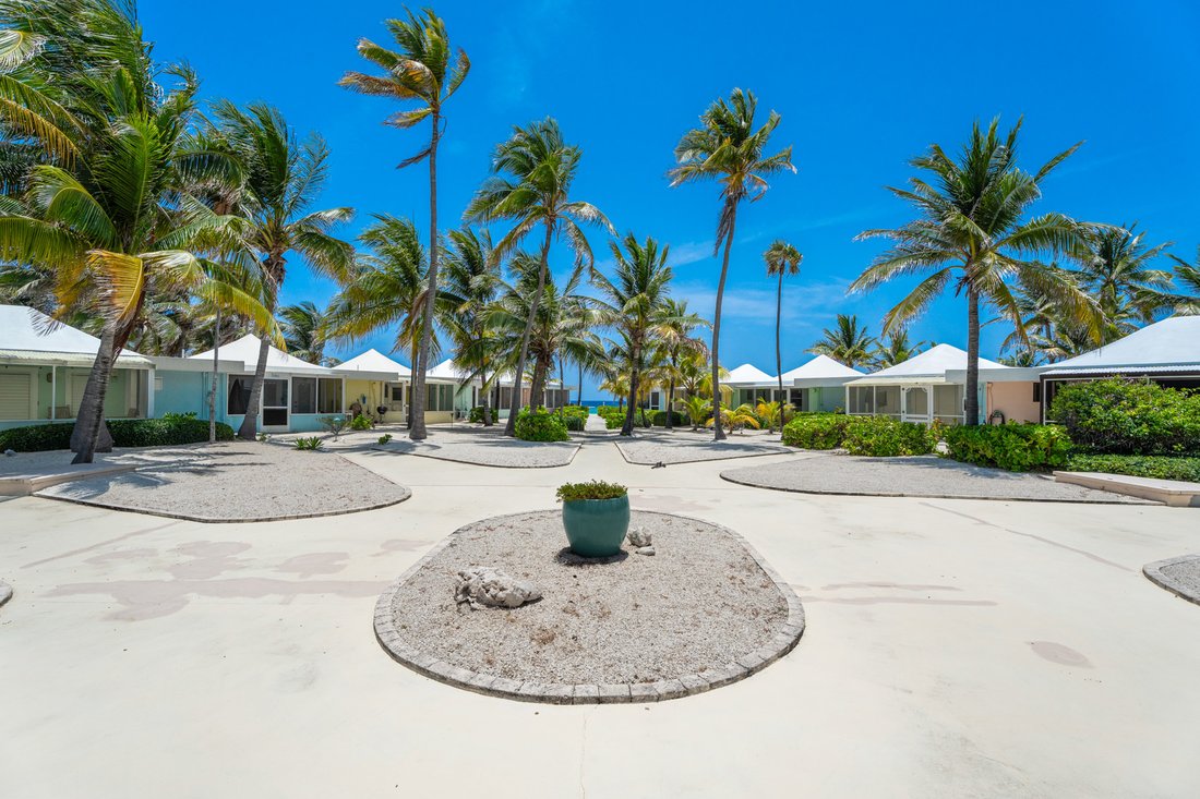 Condo in Rum Point, North Side, Cayman Islands 4 - 18334990
