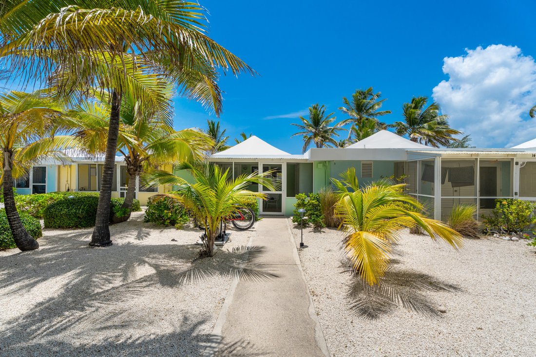Condo in Rum Point, North Side, Cayman Islands 3 - 18334990