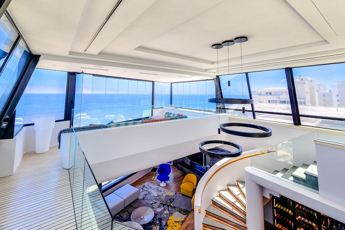 Penthouse in Sea Point, Cape Town, South Africa 3 - 18343734