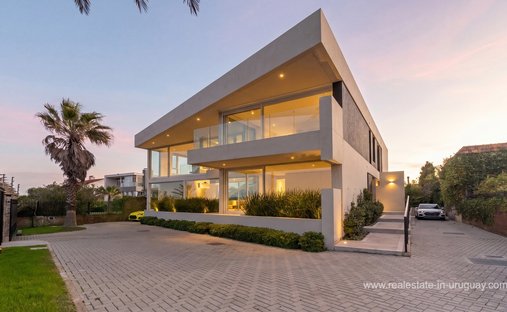 Villa in Montevideo, Departamento Montevideo, Uruguay 1