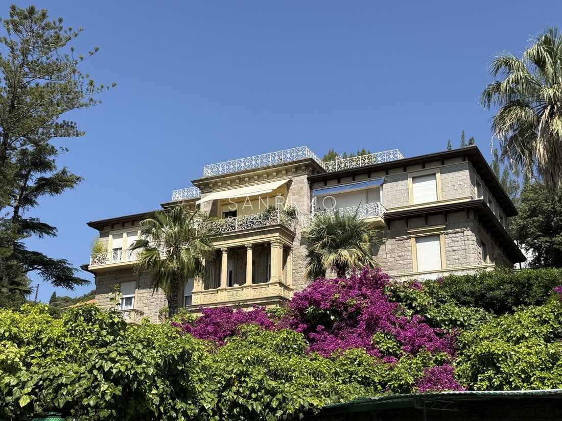 Apartment in Corso degli Inglesi, Sanremo, Liguria 1 - 18342846