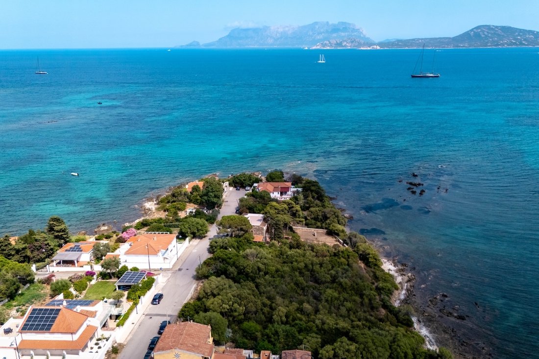 Villa in Olbia, Sardinia, Italy 3 - 18343149