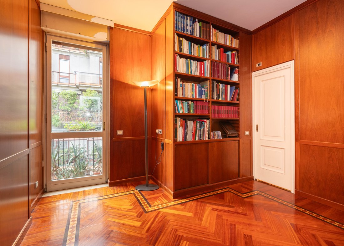 Apartment in Brera, Milan, Italy 4 - 18349215