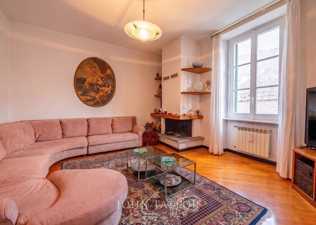 Wohnung in Historisches Zentrum, Como, Lombardei 2 - 18348913