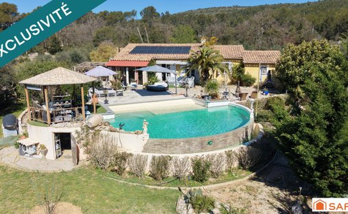 Casa a Brignoles, Provenza-Alpi-Costa Azzurra, Francia 1