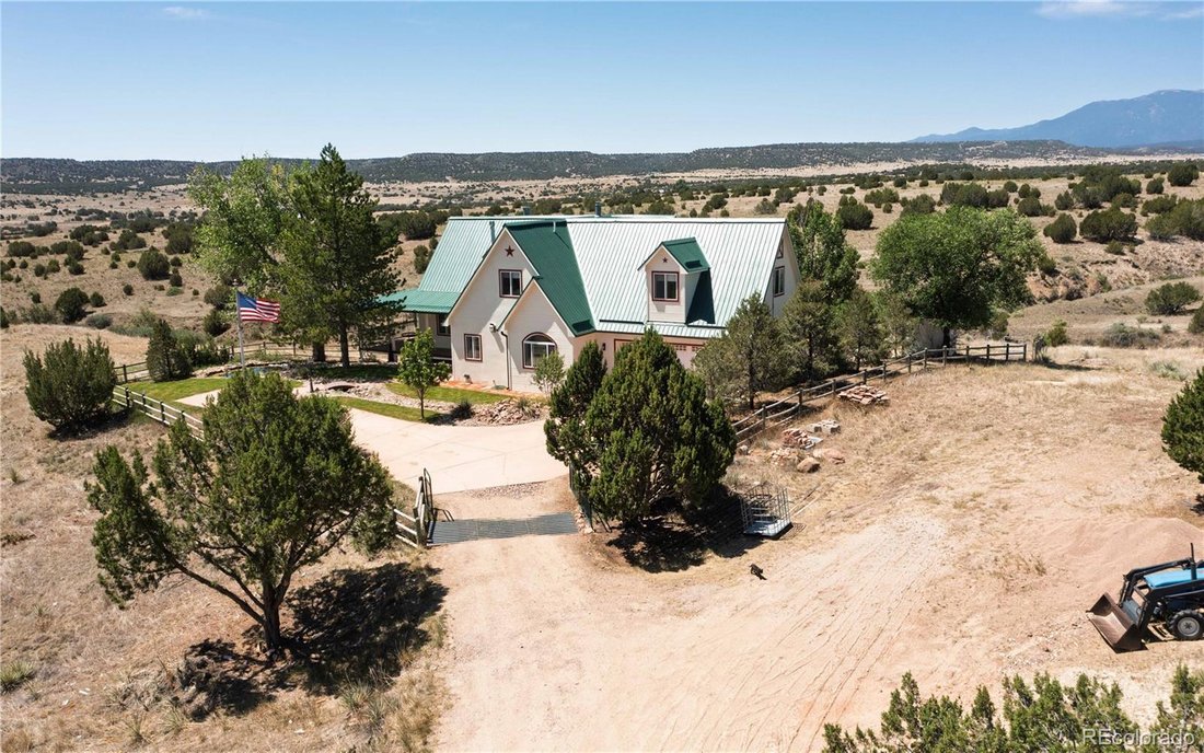 House in Colorado City, Colorado, United States 2 - 18349218