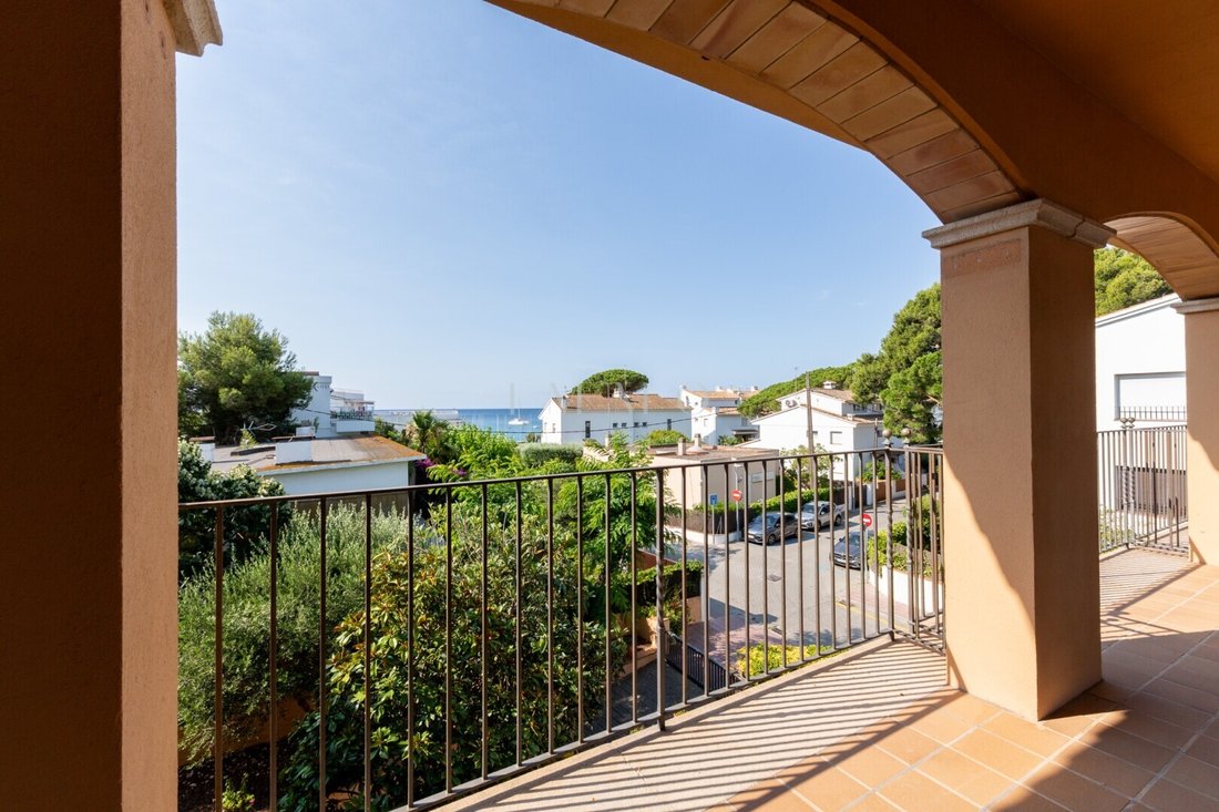 Penthouse in Platja d'Aro, Catalonia, Spain 1 - 18339809