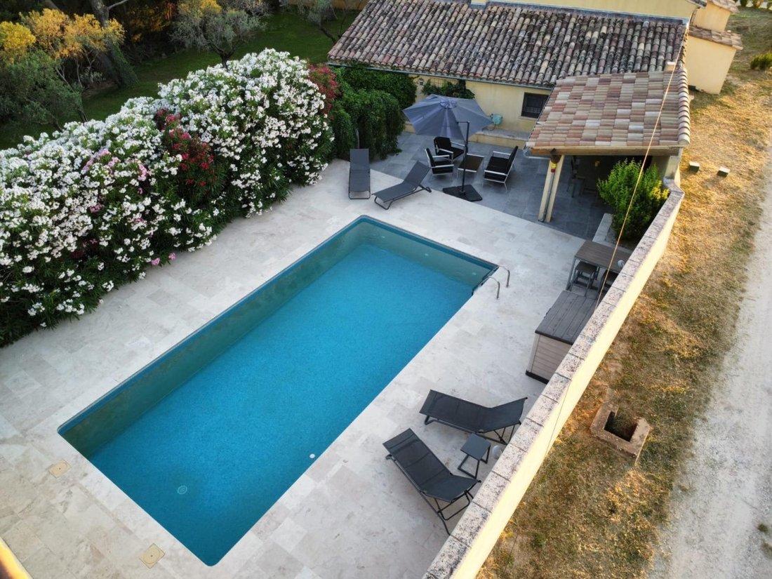 House in Vacqueyras, Provence-Alpes-Côte d'Azur, France 3 - 17559192