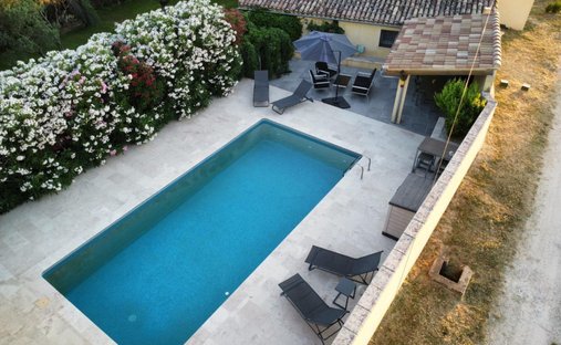House in Vacqueyras, Provence-Alpes-Côte d'Azur, France 1