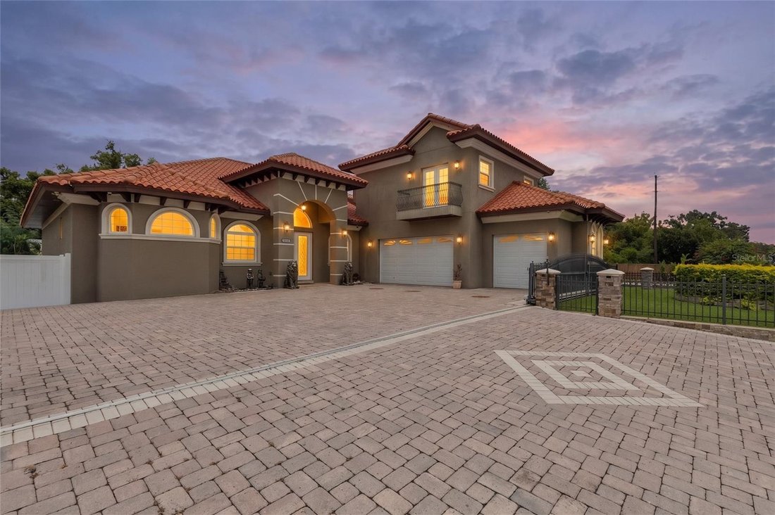 House in Tampa, Florida, United States 4 - 18345375