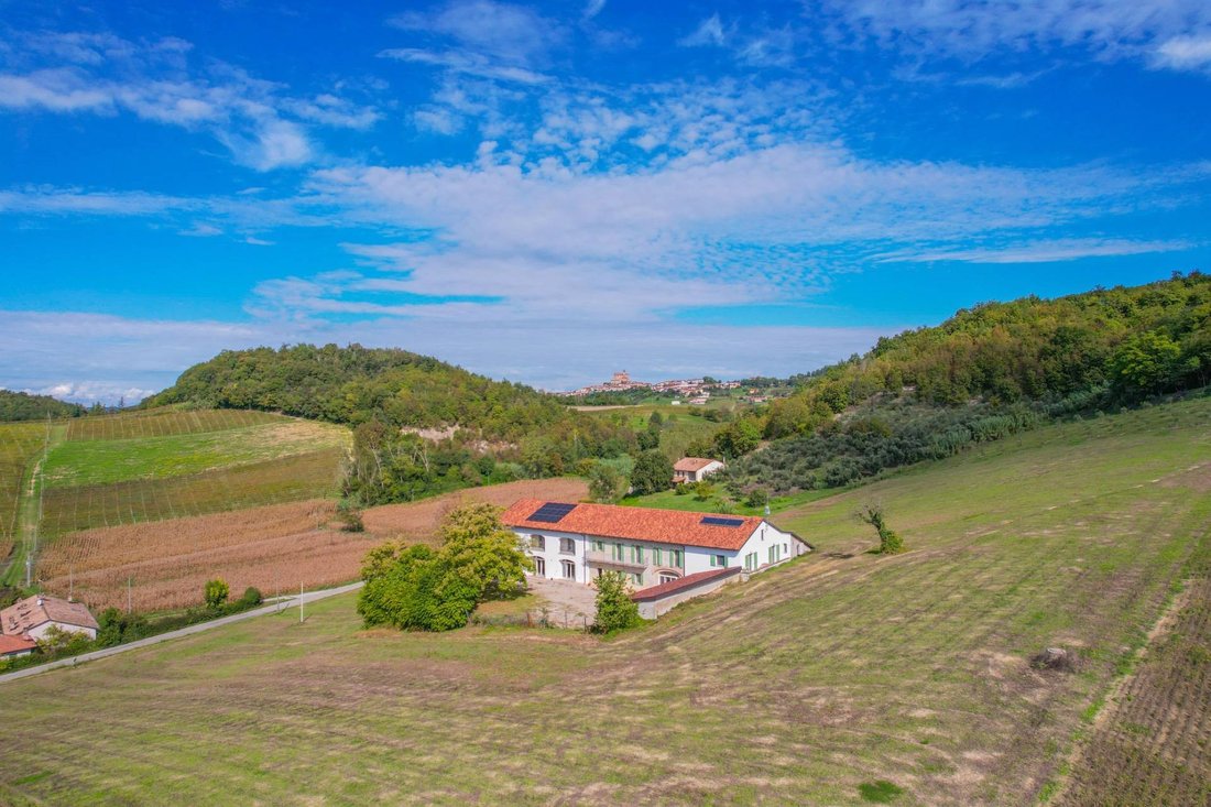 Villa in Sala Monferrato, Piedmont, Italy 3 - 18341724