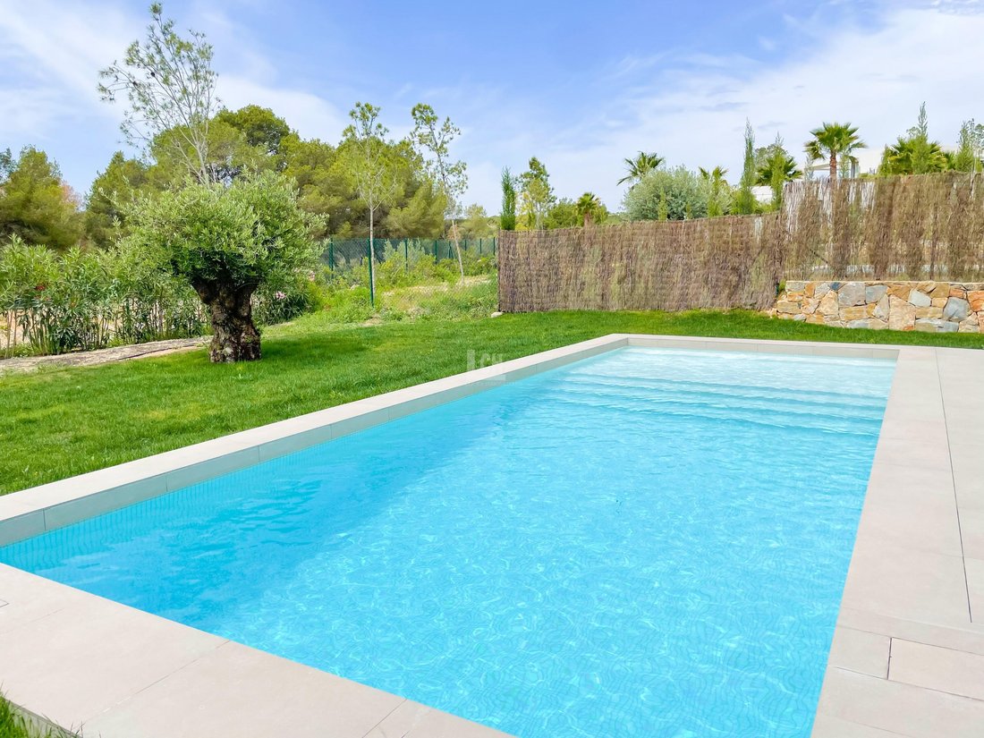 Villa in Orihuela, Valencian Community, Spain 2 - 14427513