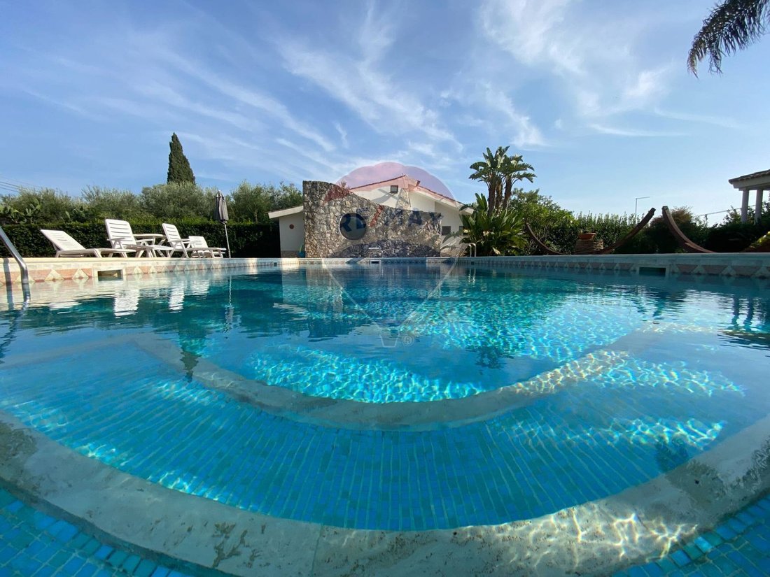 Villa in Saint Lucia, Fontane Bianche, Sicily 3 - 18341314
