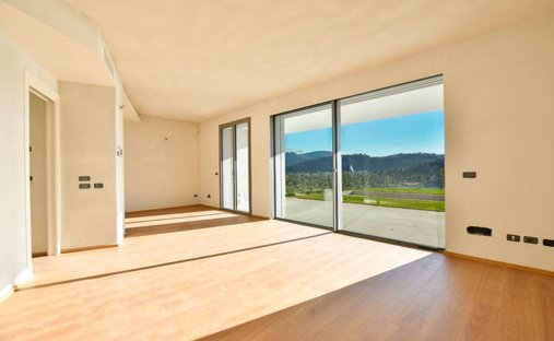 Apartamento en Laveno-Mombello, Lombardía, Italia 1
