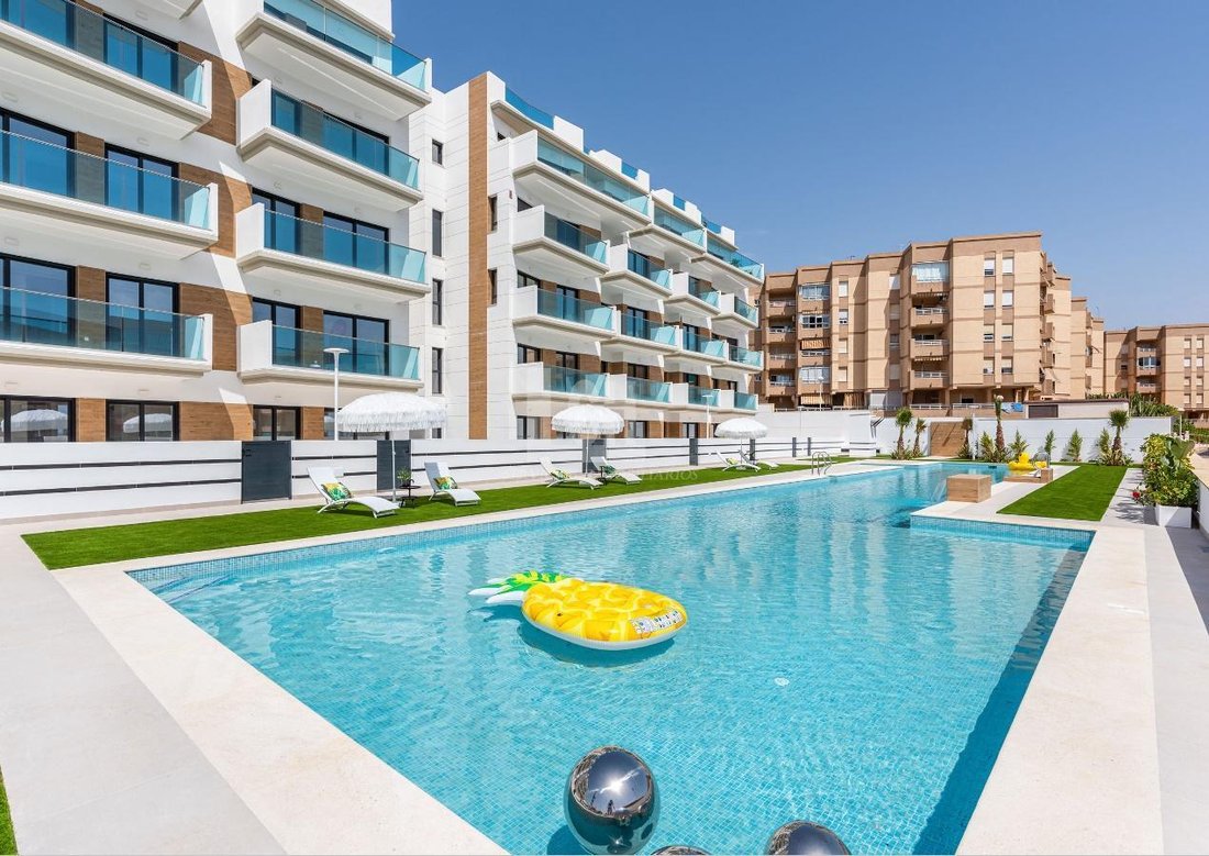 Apartment in Guardamar del Segura, Valencian Community, Spain 2 - 14427142