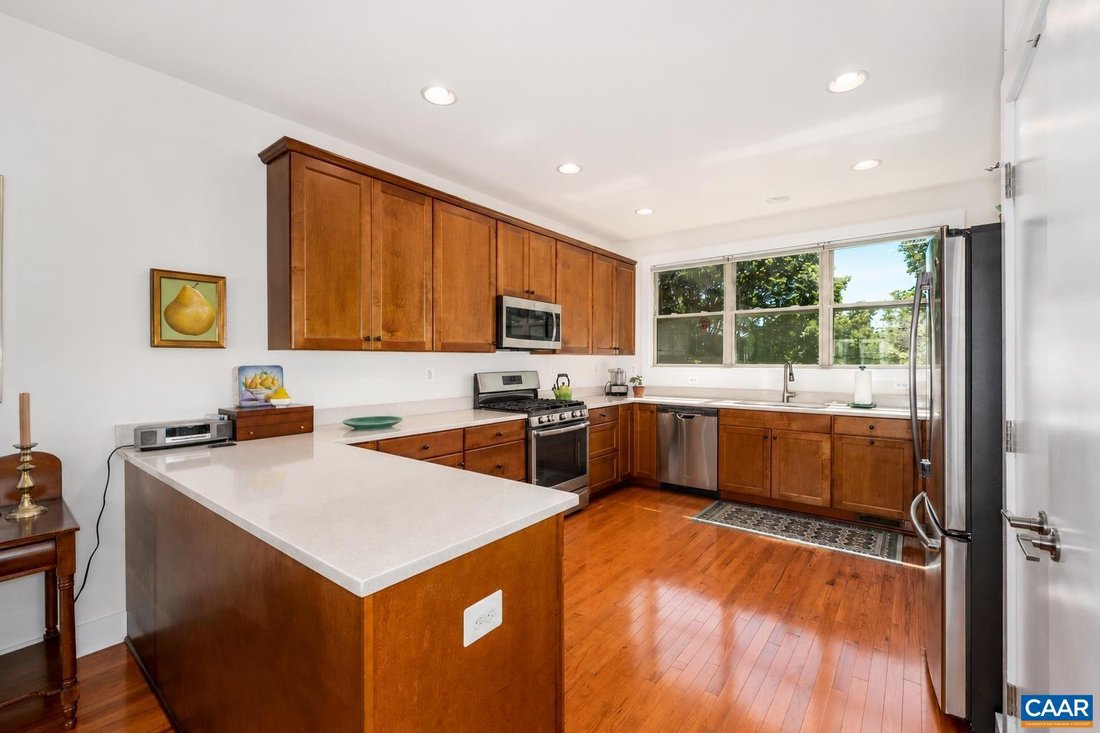 House in Charlottesville, Virginia, United States 4 - 18211038
