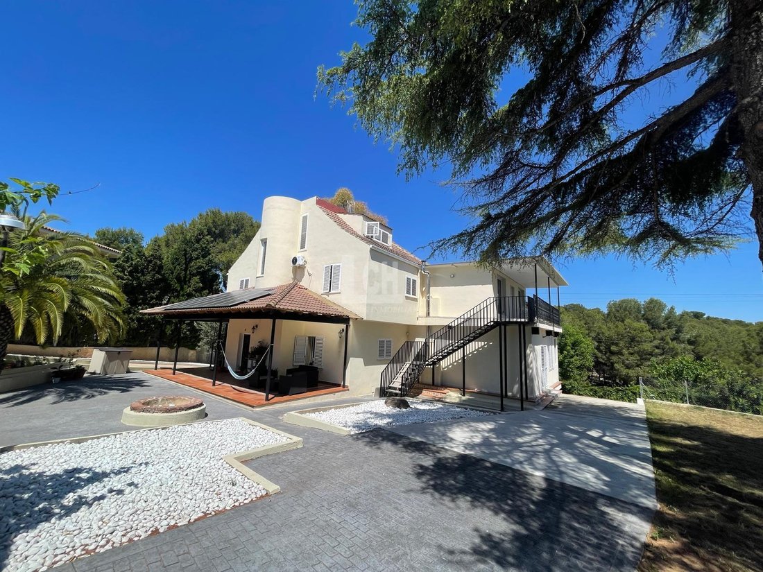 House in Torrent, Valencian Community, Spain 1 - 17988002