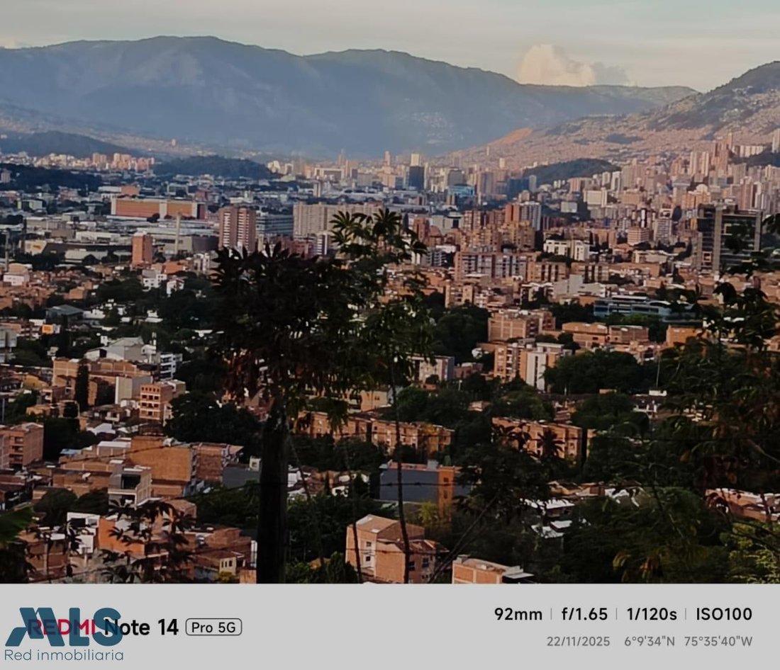 Land in Envigado, Antioquia, Colombia 1 - 18346501