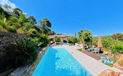 House in Centre Ville, Bagnols-sur-Ceze, France 1