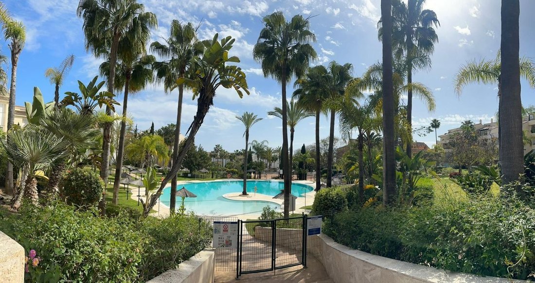 Apartment in Marbella, Andalusia, Spain 2 - 18347991