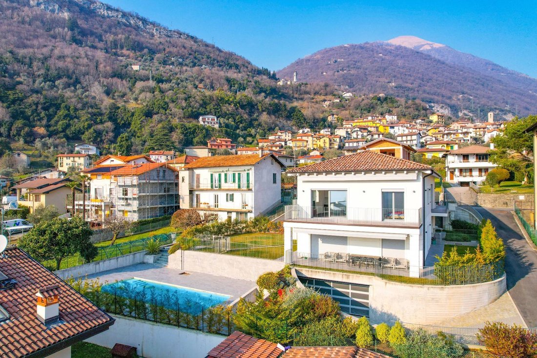 Apartment in Ossuccio, Lombardy, Italy 1 - 18341694