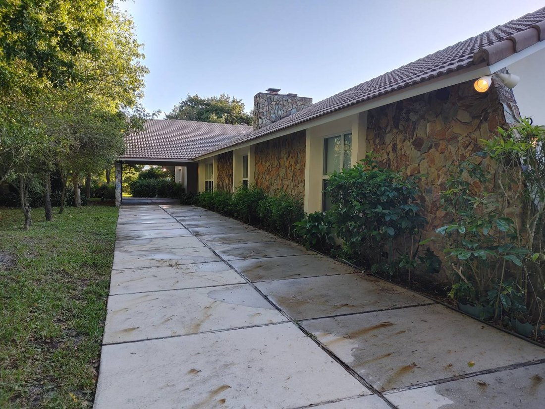 Farm Ranch in Coral Springs, Florida, United States 5 - 18349321