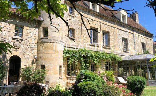 House in Us, Ile-de-France, France 1