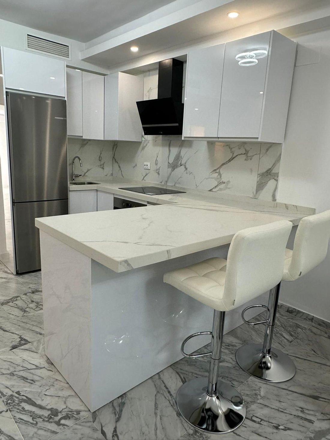 Apartment in Marbella, Andalusia, Spain 5 - 18347991