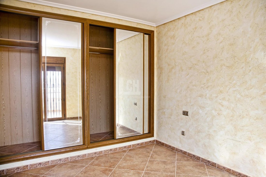 Villa in Torrevieja, Valencian Community, Spain 4 - 14427028