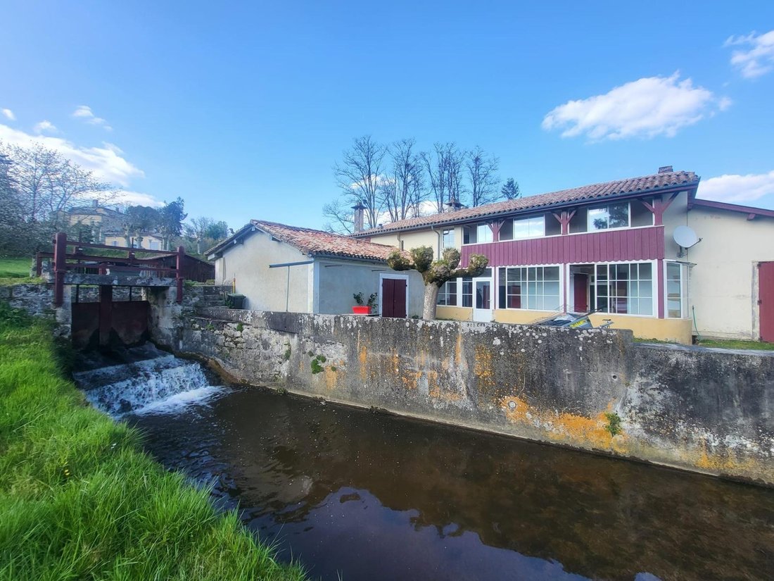 House in Bazas, Nouvelle-Aquitaine, France 2 - 18343482