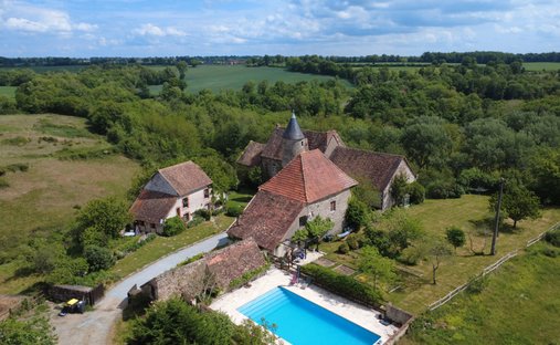 House in Brigueil-le-Chantre, Nouvelle-Aquitaine, France 1