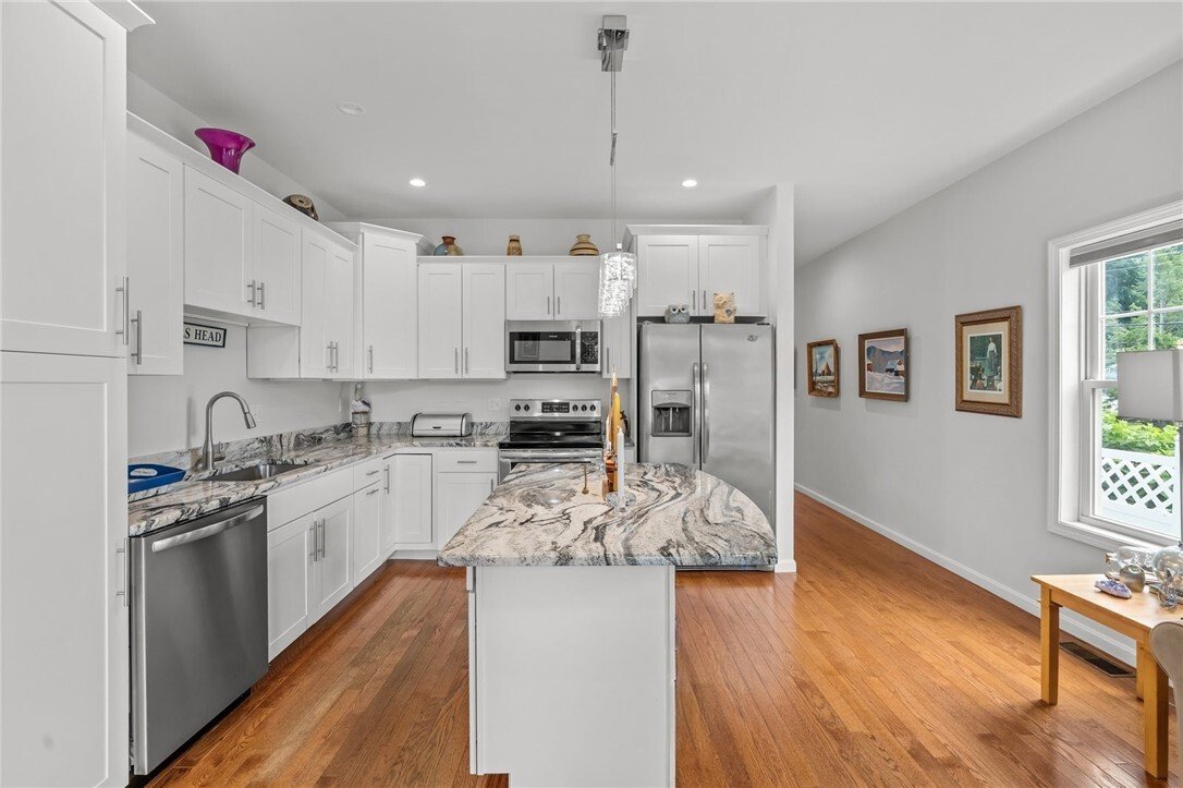 Condo in Cumberland, Rhode Island, United States 4 - 18342218