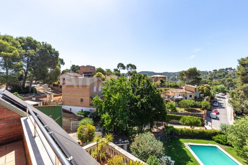 Villa in Sant Cugat del Valles, Catalonia, Spain 3 - 18339776