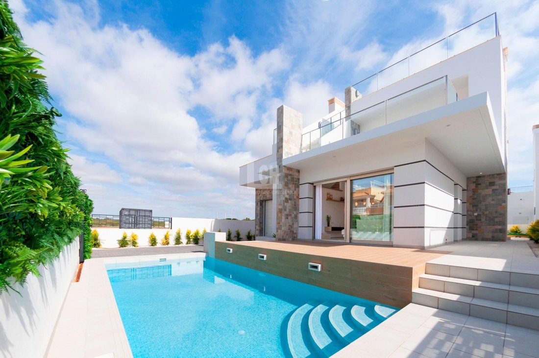 Villa in Los Alcazares, Región de Murcia, Spain 1 - 14427422