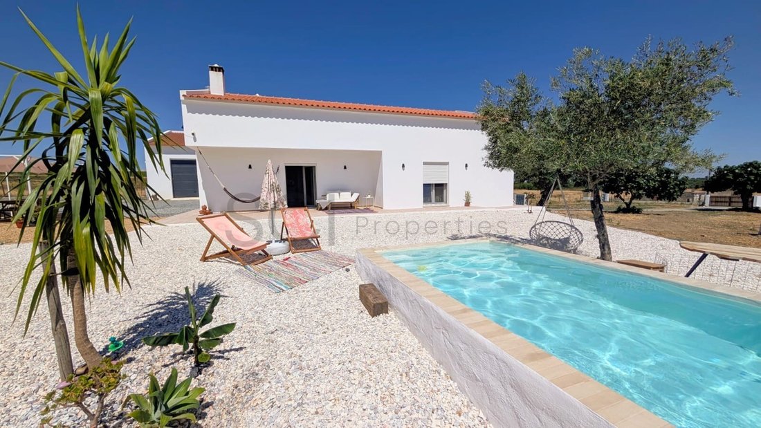 Finca in Ferreira do Alentejo e Canhestros, Beja District, Portugal 1 - 18239173