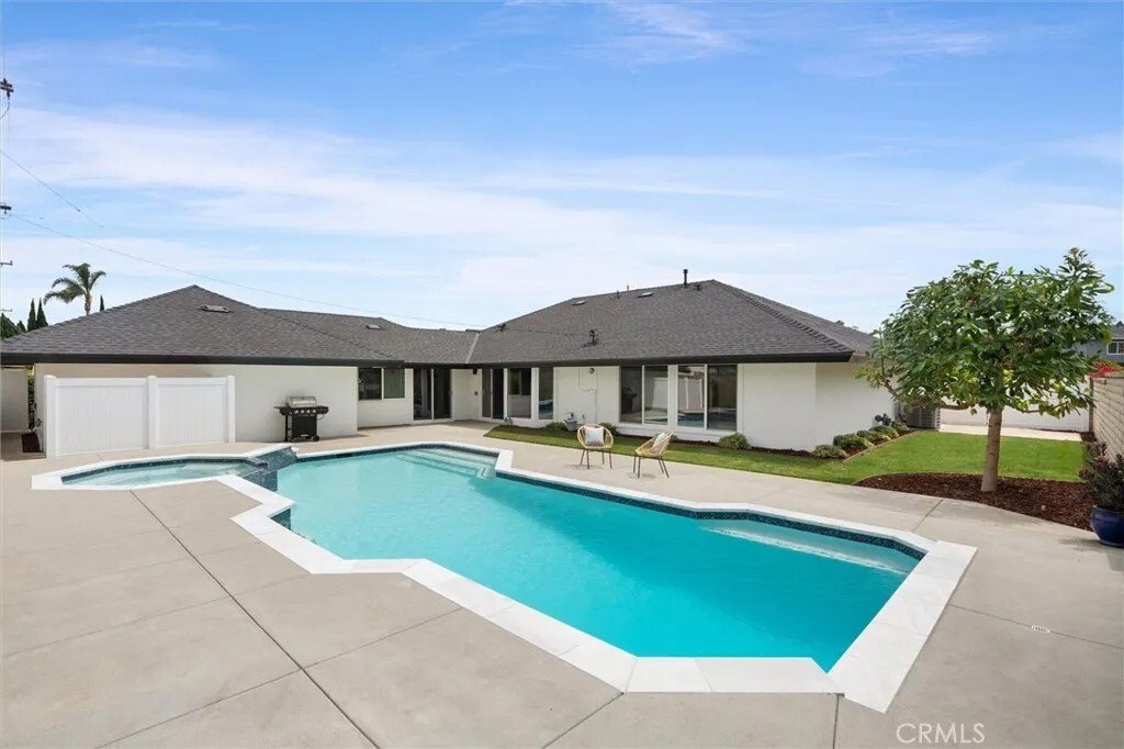 House in Costa Mesa, California, United States 3 - 18340409