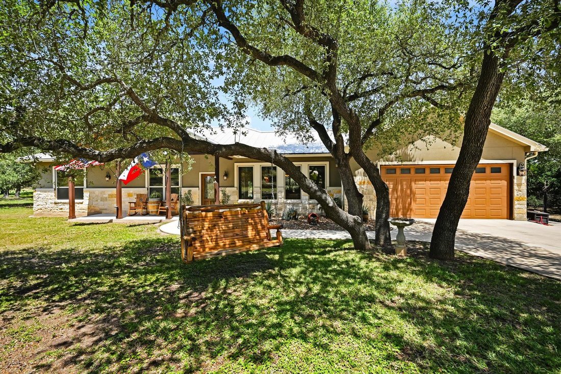 House in Canyon Lake, Texas, United States 2 - 18340548
