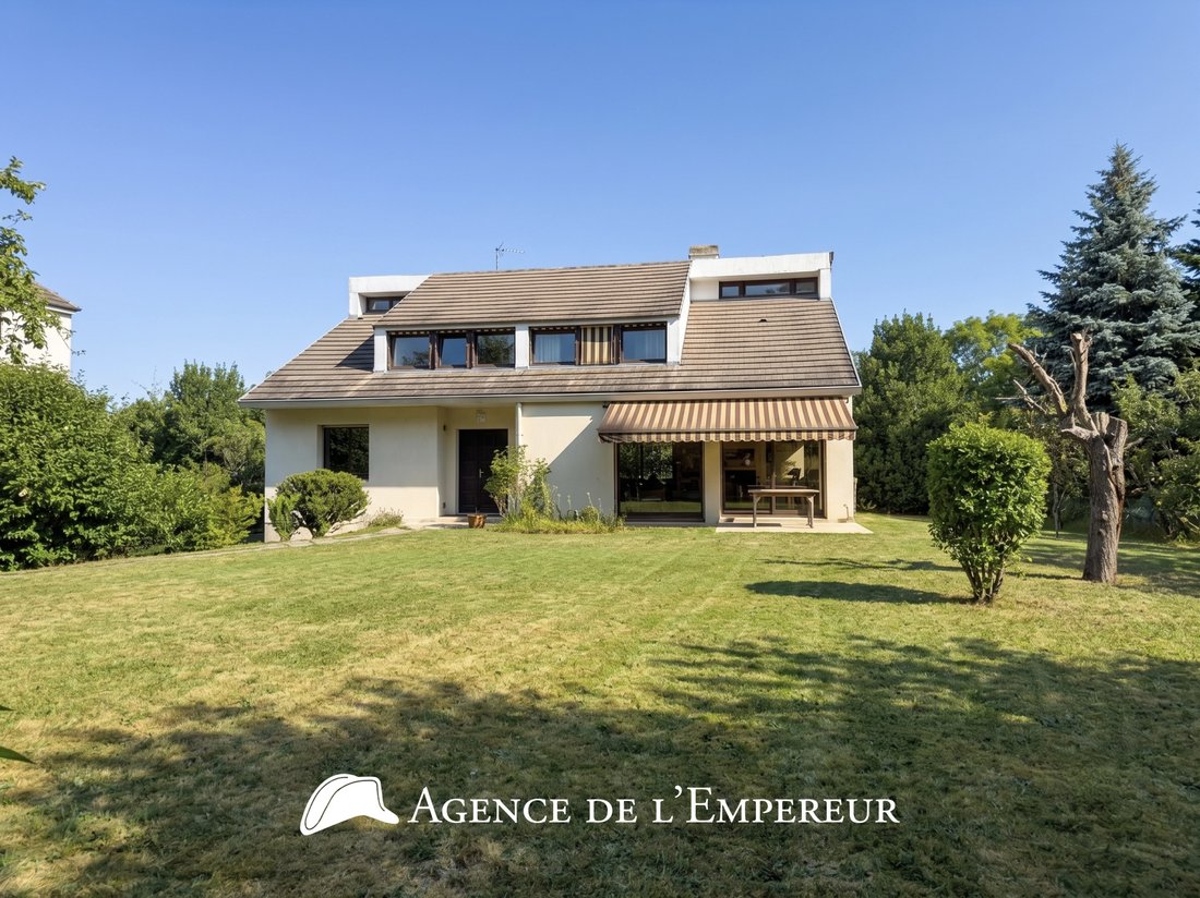 House in Centre Ville, Rueil-Malmaison, France 4 - 18349263