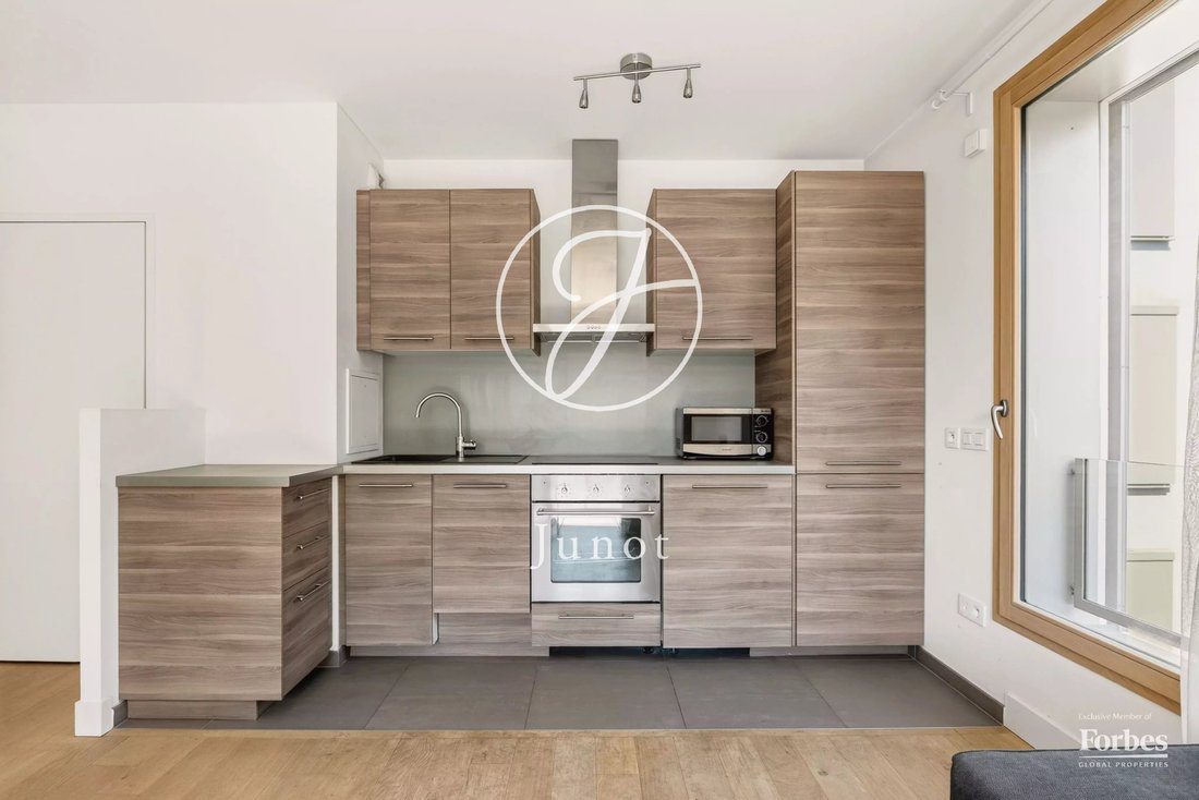 Apartment in Muette Nord, Paris 16e Arrondissement, Paris 4 - 18349700