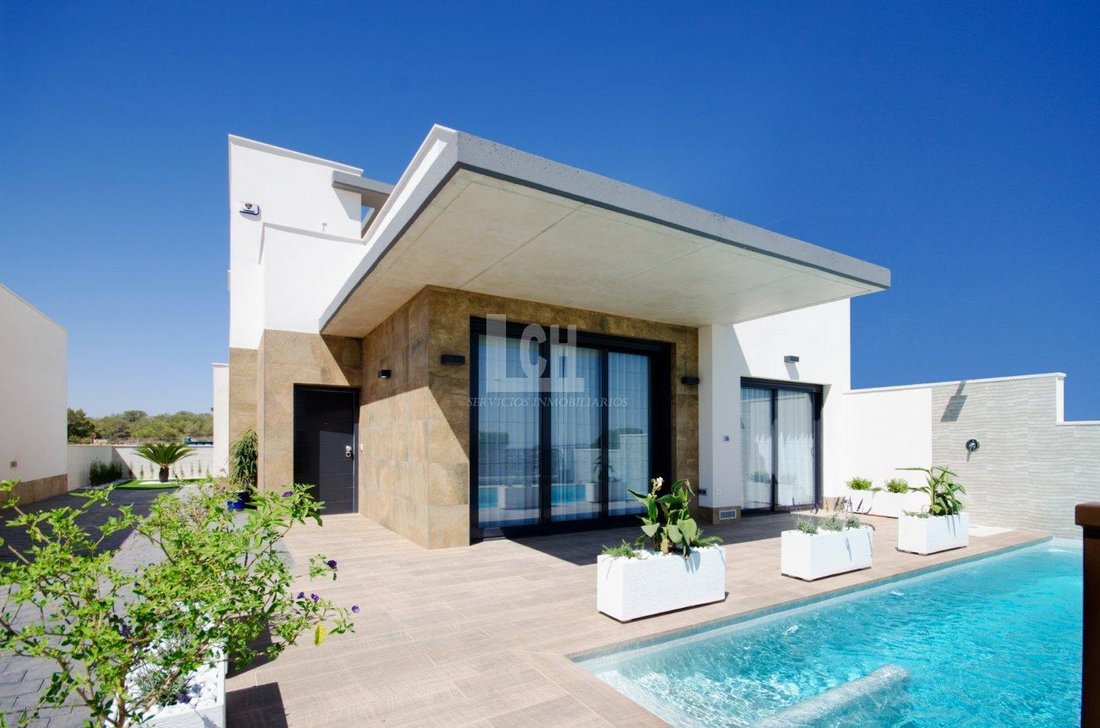 Villa in San Miguel de Salinas, Valencian Community, Spain 1 - 14425629