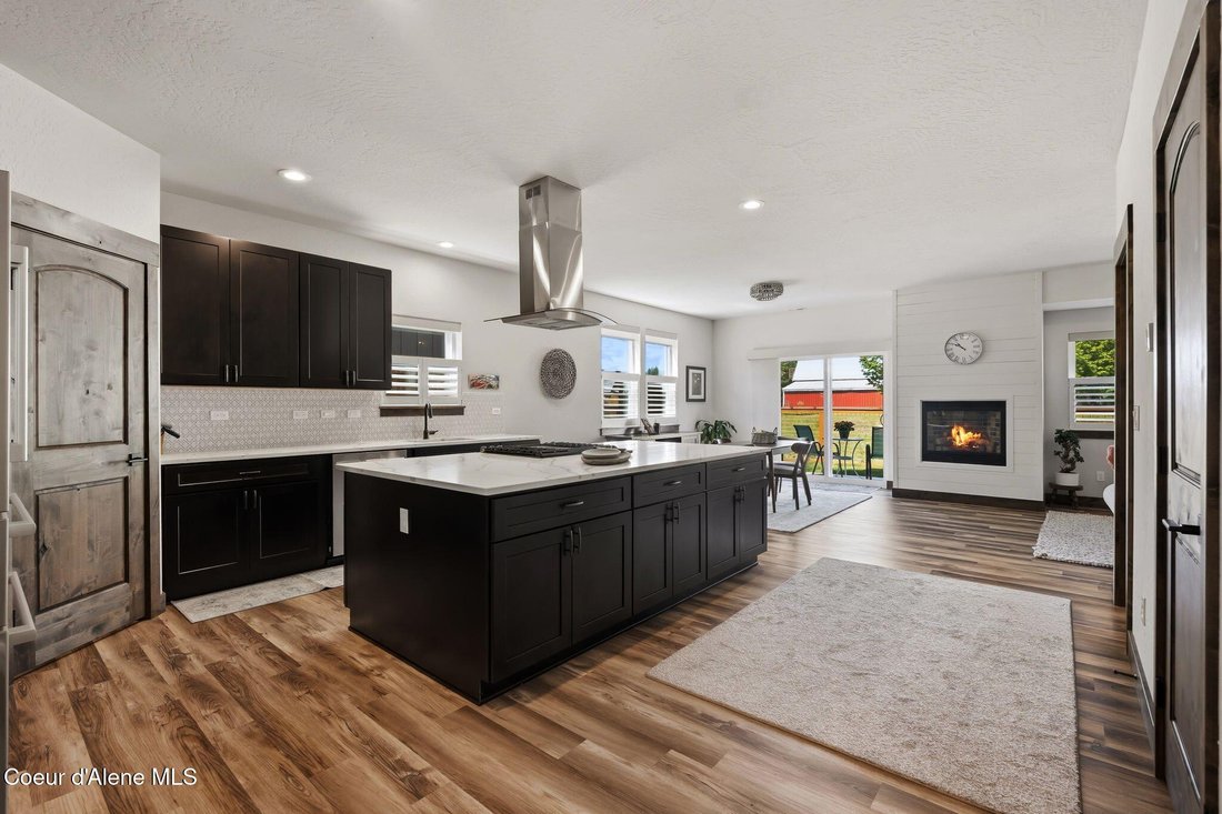 House in Sandpoint, Idaho, United States 4 - 18342253