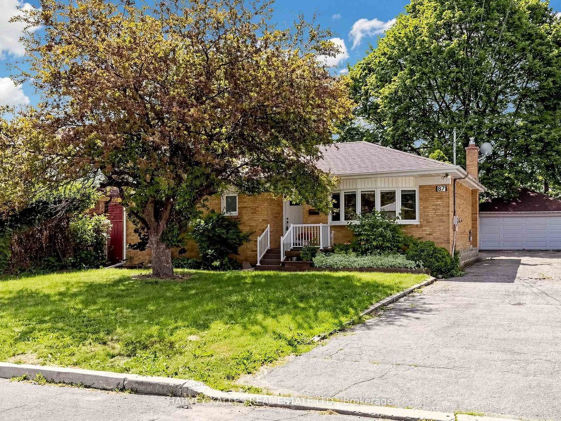 House in Toronto, Ontario, Canada 2 - 18348649