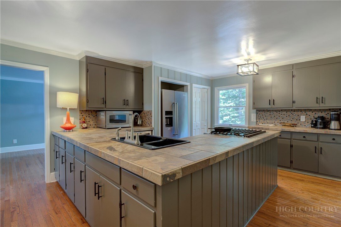 House in Blowing Rock, North Carolina, United States 2 - 18342252