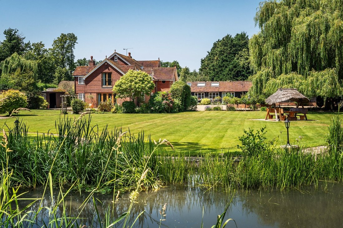 House in Pyrford Green, Woking, England 1 - 18339926