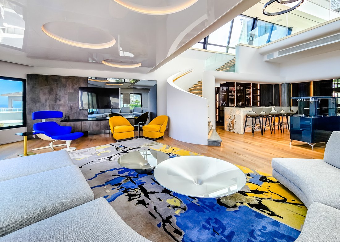 House in Bakoven, Cape Town, South Africa 2 - 18341825